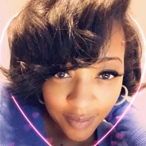 Meet your Posher, Tisha